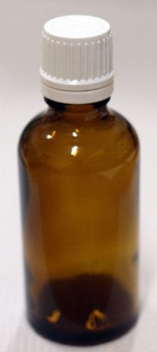 Patikai barna üveg 100ml-es cseppentős kupakkal (fehér)